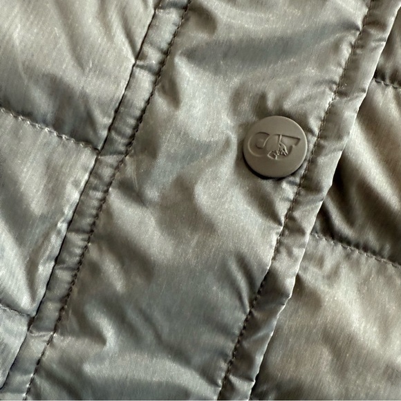 NWT Alphatauri Primaloft Gray Puffer Jacket Women’s Size: Large - Picture 10 of 13